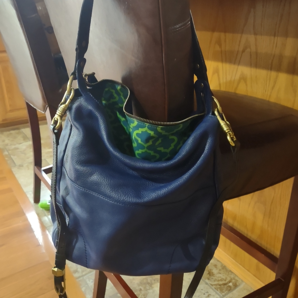 Handbag - Picture 2 of 4